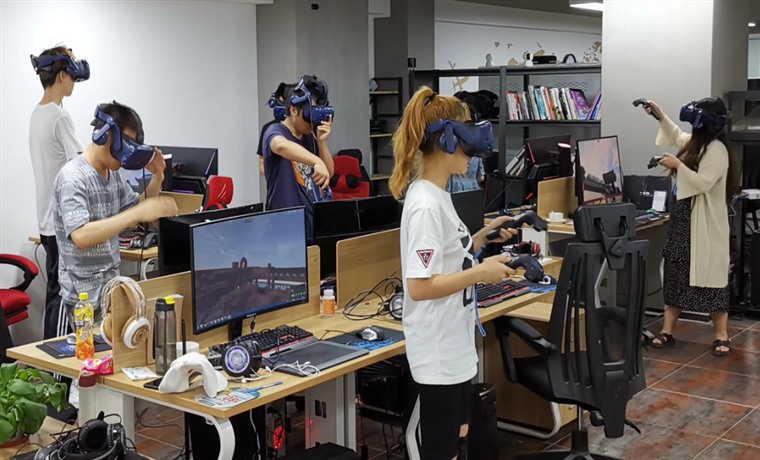 VR多人互动技术的应用场景